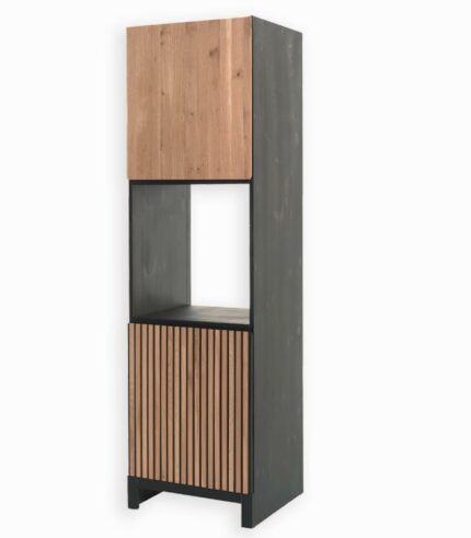 Armoire four en pin massif teinté noir et chêne huilé
