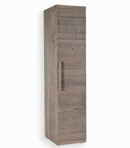 Armoire en pin massif brossé