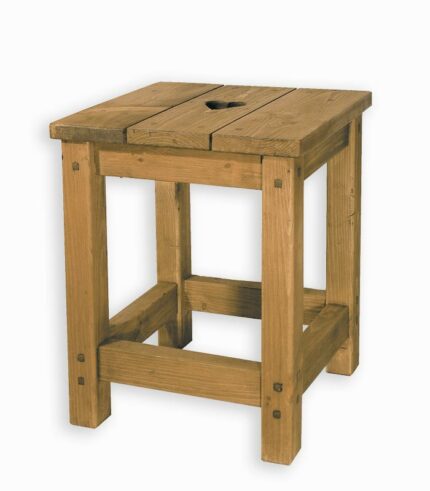 Tabouret BROCANTE en pin massif ciré.
