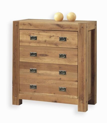 Commode en chêne massif