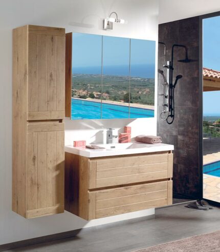 Aspect chêne vieilli pour cette salle de bains Huster.