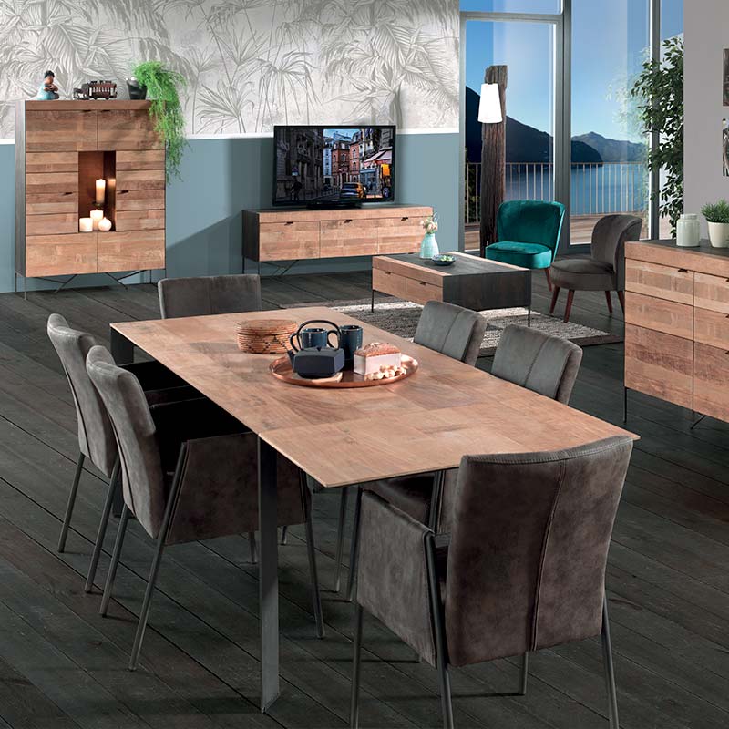 Mobilier en bois au design indus