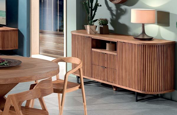 Bahut en teck massif design exotique