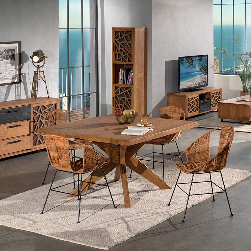Mobilier en teck ùassif