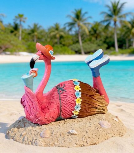 Flamant rose avec cocktail