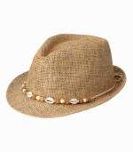 Chapeau d'été naturel avec coquillages